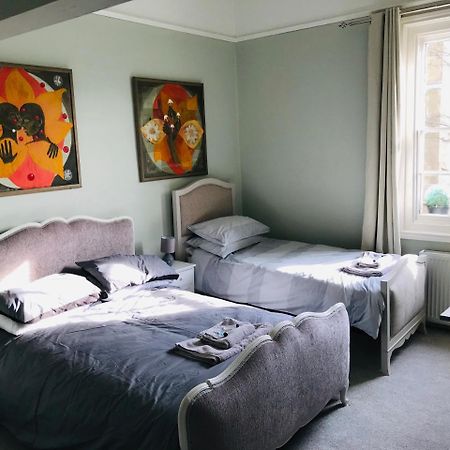 Regency Rooms Guesthouse チェルトナム エクステリア 写真