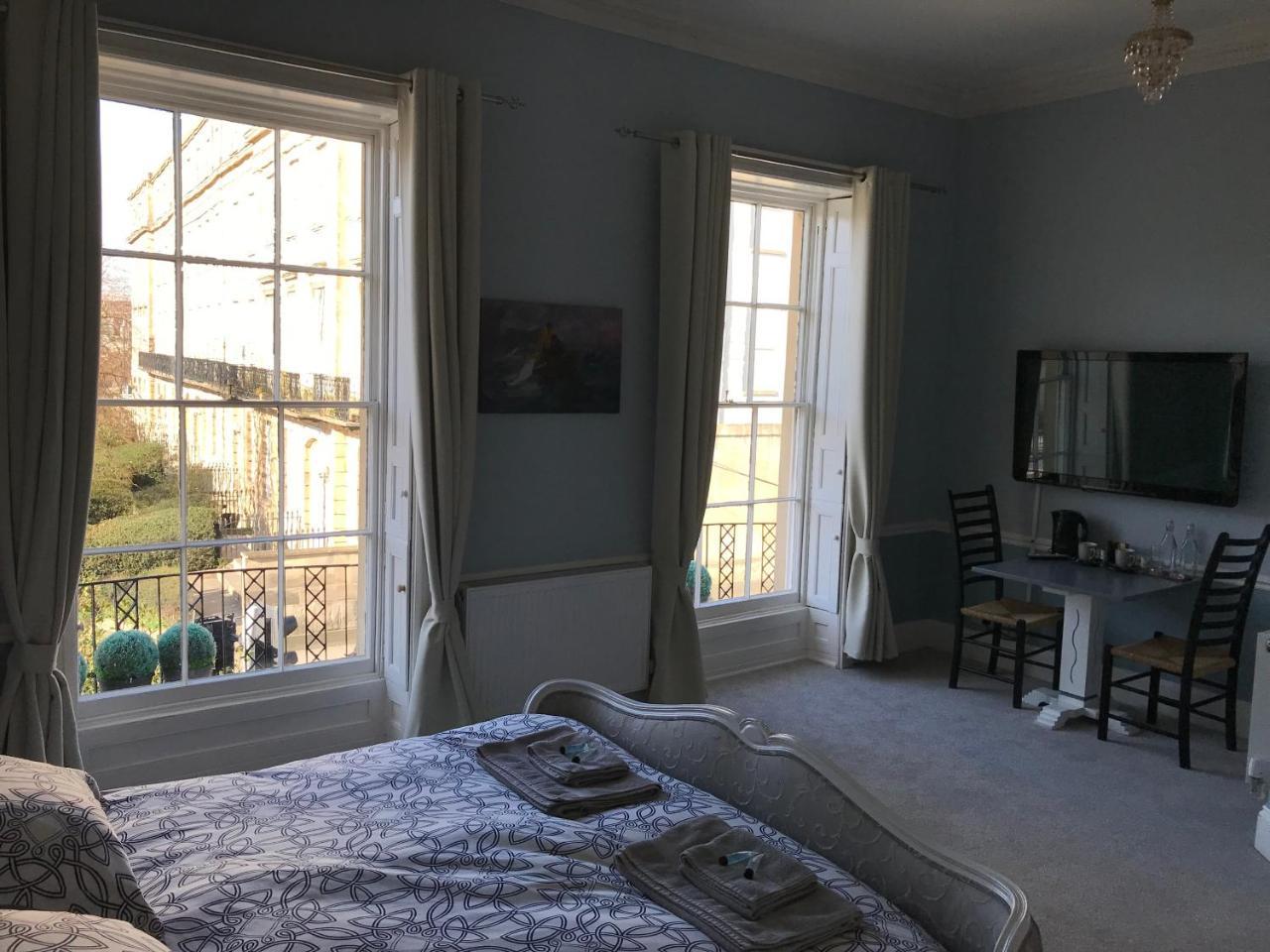 Regency Rooms Guesthouse チェルトナム エクステリア 写真